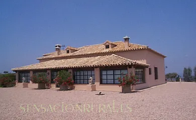 Cortijo Casa Alta (El Revuelo) en Constantina (Sevilla) - Foto 13
