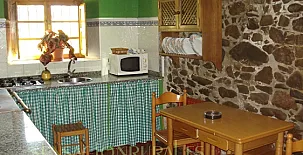 Casas de Aldea Vache 004