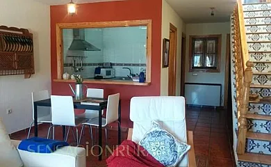 Casa Almanzor en Navarredonda de Gredos (Ávila) - Foto 1