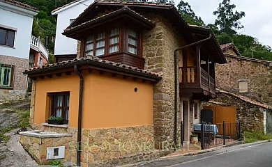 Casa de Aldea Mariana en Mieres (Asturias) - Foto 1