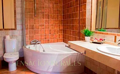 Las Baronas en Santa Cruz de la Salceda (Burgos) - Foto 8