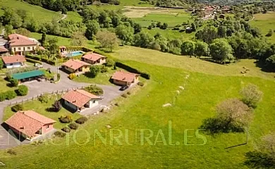 El Nogal, El Regueru y el Roble en Bierces (Asturias) - Foto 1