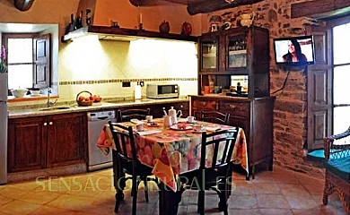 La Casina de la Fuente en Santa Marina de Somoza (León) - Foto 3