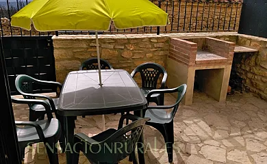 Casa Zoe en Fuentes de Rubielos (Teruel) - Foto 1