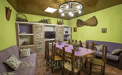 Los Sueños de Javier, el Eden de Javier, El Robledillo y Don Mauricio en Robledillo (Ávila) - Foto 4