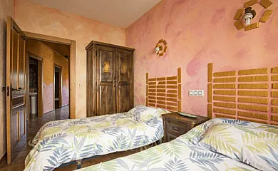 Los Sueños de Javier, el Eden de Javier, El Robledillo y Don Mauricio en Robledillo (Ávila) - Foto 11