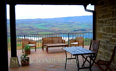 Casa Rural Santamaría en Villanueva de Yerri (Navarra) - Foto 1