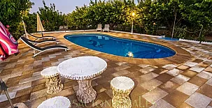 Alojamientos Villa Zorrilla 002