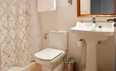 Sexmo de Posaderas Casa Rural en Santa María Del Cubillo (Ávila) - Foto 9