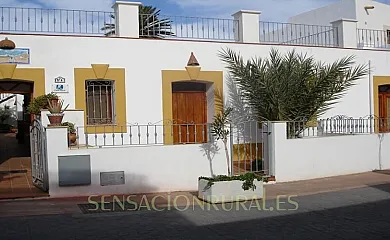 Casa Rural Alex en Nijar (Almería) - Foto 1