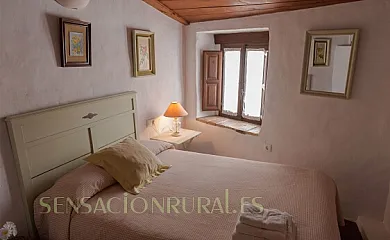 Conjunto Rural Casa Victoria en Villaluenga Del Rosario (Cádiz) - Foto 1