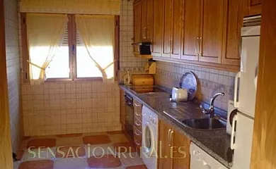 Los Caldereros en Casas del Puerto de Villatoro (Ávila) - Foto 9