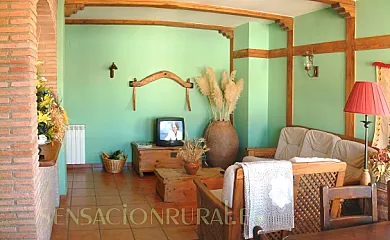 Casa Latorre y Casa Pedro en Gea de Albarracín (Teruel) - Foto 13