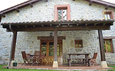 La Corte del Rondiellu en Cangas de Onis (Asturias) - Foto 14