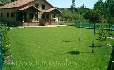 Casa Lara en San Martín de Valdetuejar (León) - Foto 2