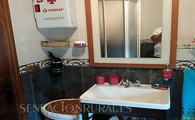 Casa Abuelo Jose I*** en Robledo de Las Traviesas (León) - Foto 6