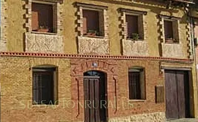 Las Casas del Corro en Becerril de Campos (Palencia) - Foto 1