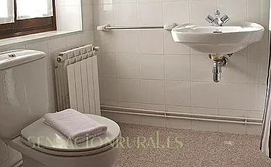 Hostal Rural Falgars en Pobla de Lillet (Barcelona) - Foto 6