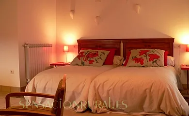 El Taller de la Seda * * * * * en Avedillo de Sanabria (Zamora) - Foto 8