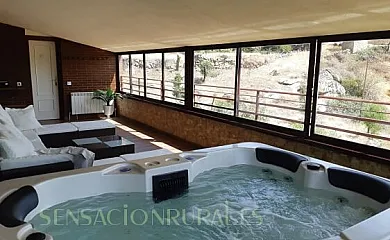 El Morisco, La Bellota, El Fresno, La Casita Roja y Los Faroles en Burgohondo (Ávila) - Foto 12