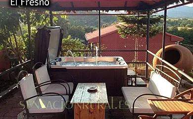 El Morisco, La Bellota, El Fresno, La Casita Roja y Los Faroles en Burgohondo (Ávila) - Foto 23