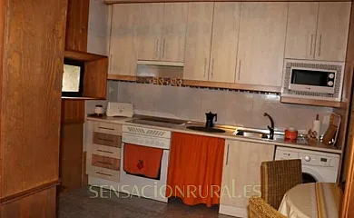 Los 2 Yugos en Navaluenga (Ávila) - Foto 7