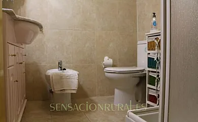 Los 2 Yugos en Navaluenga (Ávila) - Foto 8