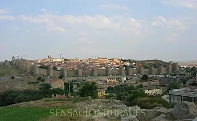 Los 2 Yugos en Navaluenga (Ávila) - Foto 19