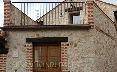 Abuela Dominga en Sanchonuño (Segovia) - Foto 2