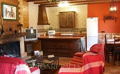 La Fuente Vieja I y II en Villanueva de la Jara (Cuenca) - Foto 5