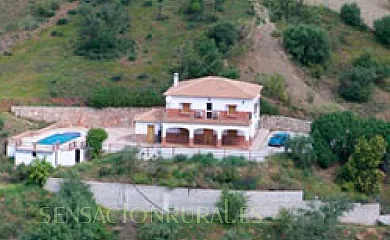 Casa Rural Villa El Terral en Riogordo (Málaga) - Foto 3