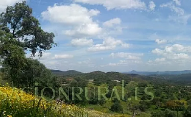 Las Tobas en Higuera de la Sierra (Huelva) - Foto 11