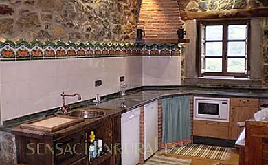 Casa de la Torre en Santo Adriano (Asturias) - Foto 4