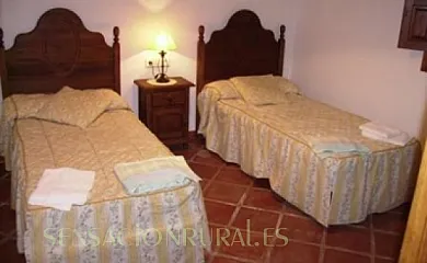 Apartamentos Jardines del Visir en Genalguacil (Málaga) - Foto 5
