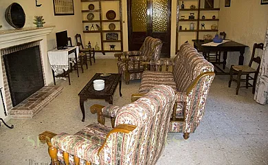 Cortijo Coracho y Casa Alameda en Osuna (Sevilla) - Foto 6