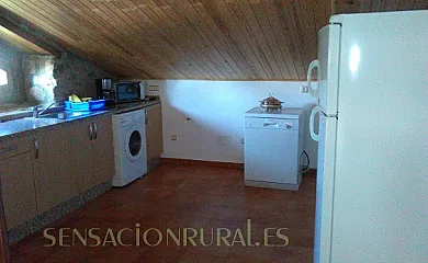 CASA Y APARTAMENTOS CORRAL CASIANO en Robledo de la Guzpeña (León) - Foto 7