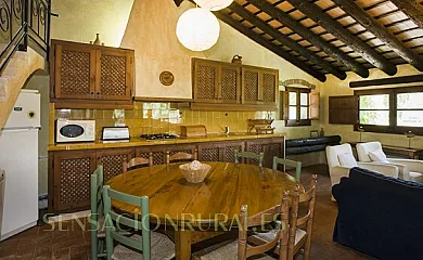 Yeguada Senillosa en Castello D´Empuries (Girona) - Foto 3