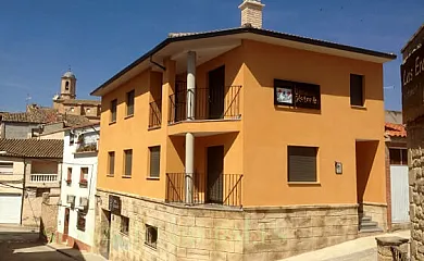 Casa Rural Bielas y Pistones, Apartamentos Las Eras y La Hoguera en Castelserás (Teruel) - Foto 15