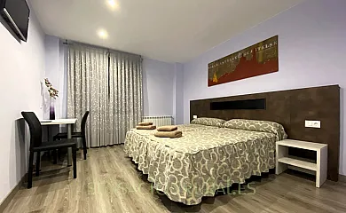 Casa Rural Bielas y Pistones, Apartamentos Las Eras y La Hoguera en Castelserás (Teruel) - Foto 22