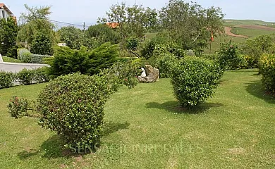 Posada y apartamentos El Acebo en Ubiarco (Cantabria) - Foto 18