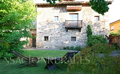 Posada Los Nogales en Barcenilla de Piélagos (Cantabria) - Foto 1