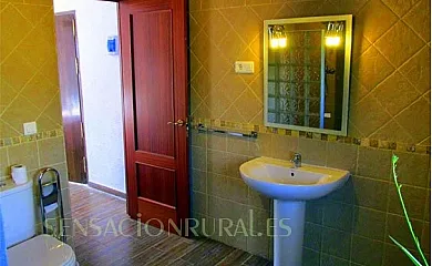 Casa Rural Los Duendes en Bobadilla-estacion (Málaga) - Foto 2