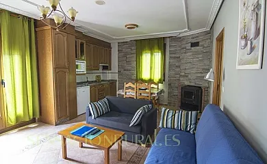 Apartamentos Rurales El Prado en Pinofranqueado (Cáceres) - Foto 1