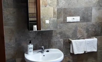 Apartamentos El Castañeu en Cangas de Onis (Asturias) - Foto 25