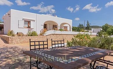 Casa Blai en Santa Eulalia Del Rio (Baleares) - Foto 1