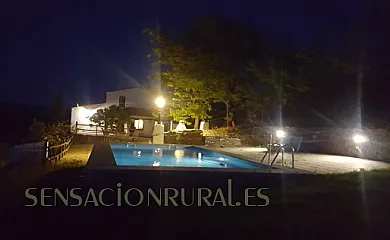 Cortijo los Bogonales en Arroyomolinos De Leon (Huelva) - Foto 2
