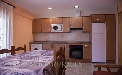 Apartamentos Casa Carmen en Campo (Huesca) - Foto 1