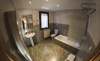 Casa Rural Rincón de Bachatos en Piedrafita de Jaca (Huesca) - Foto 14