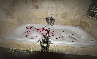 Los granaos en Las Casas Del Rio (Ciudad Real) - Foto 7