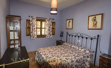 Los granaos en Las Casas Del Rio (Ciudad Real) - Foto 10